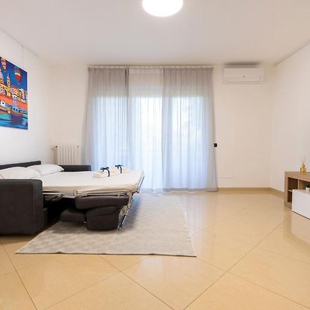 Boscoincitta Apt With Garage And Whirlpool Tub Bari Luaran gambar