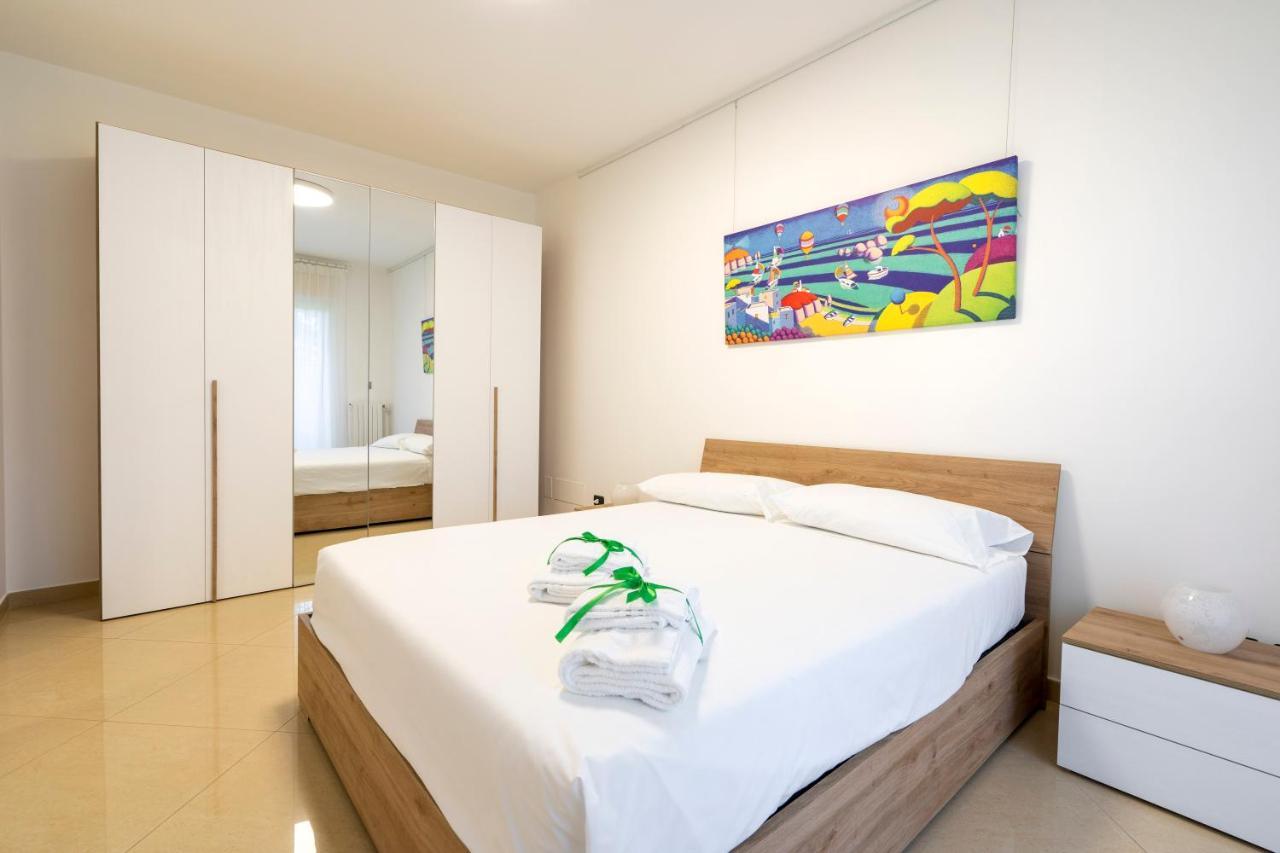 Boscoincitta Apt With Garage And Whirlpool Tub Bari Luaran gambar